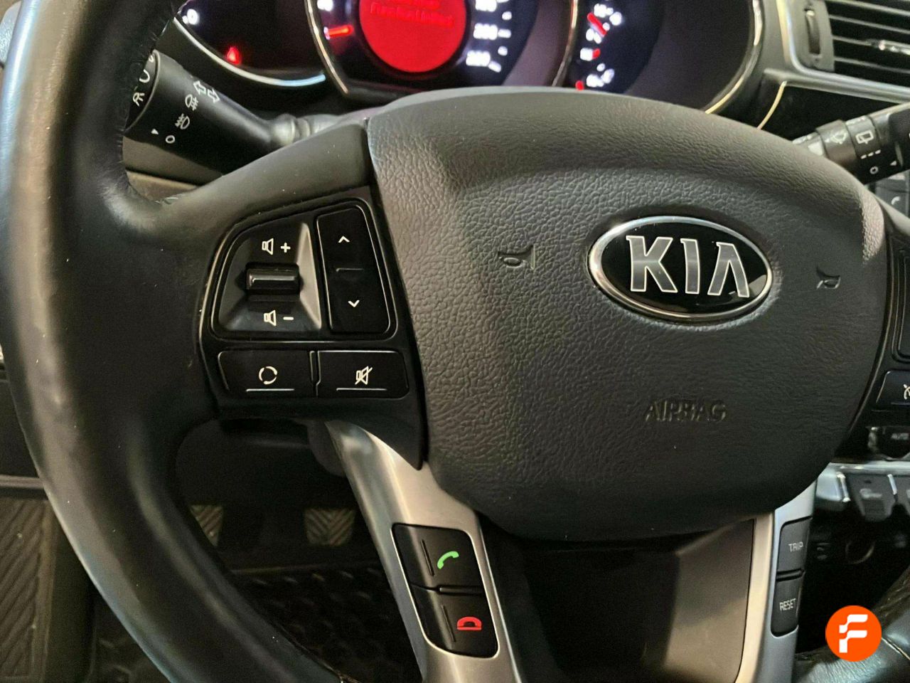 Foto Kia Rio 13