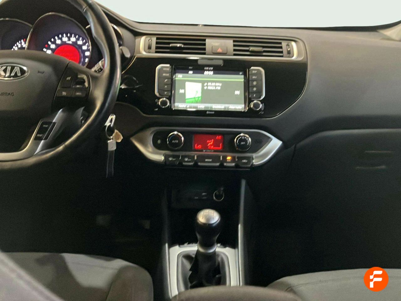 Foto Kia Rio 17