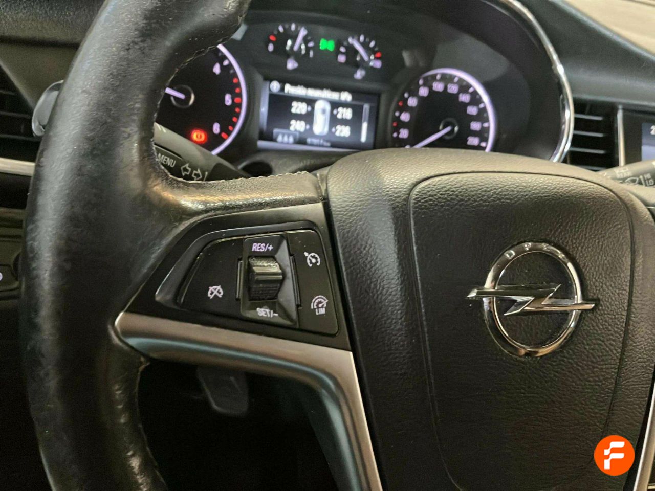 Foto Opel Mokka X 14
