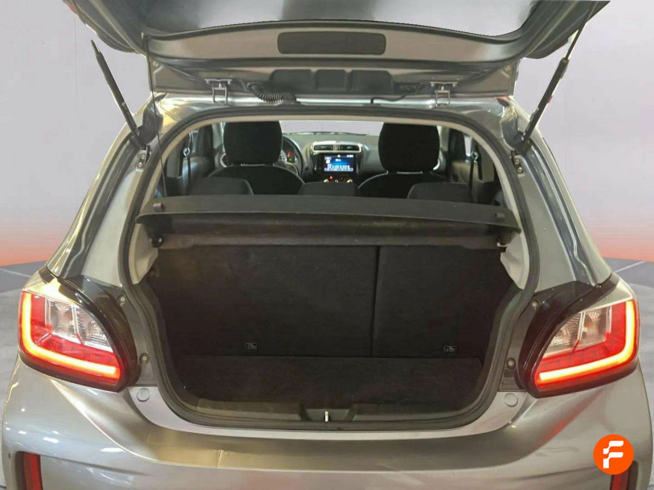 Foto Mitsubishi Space Star 10