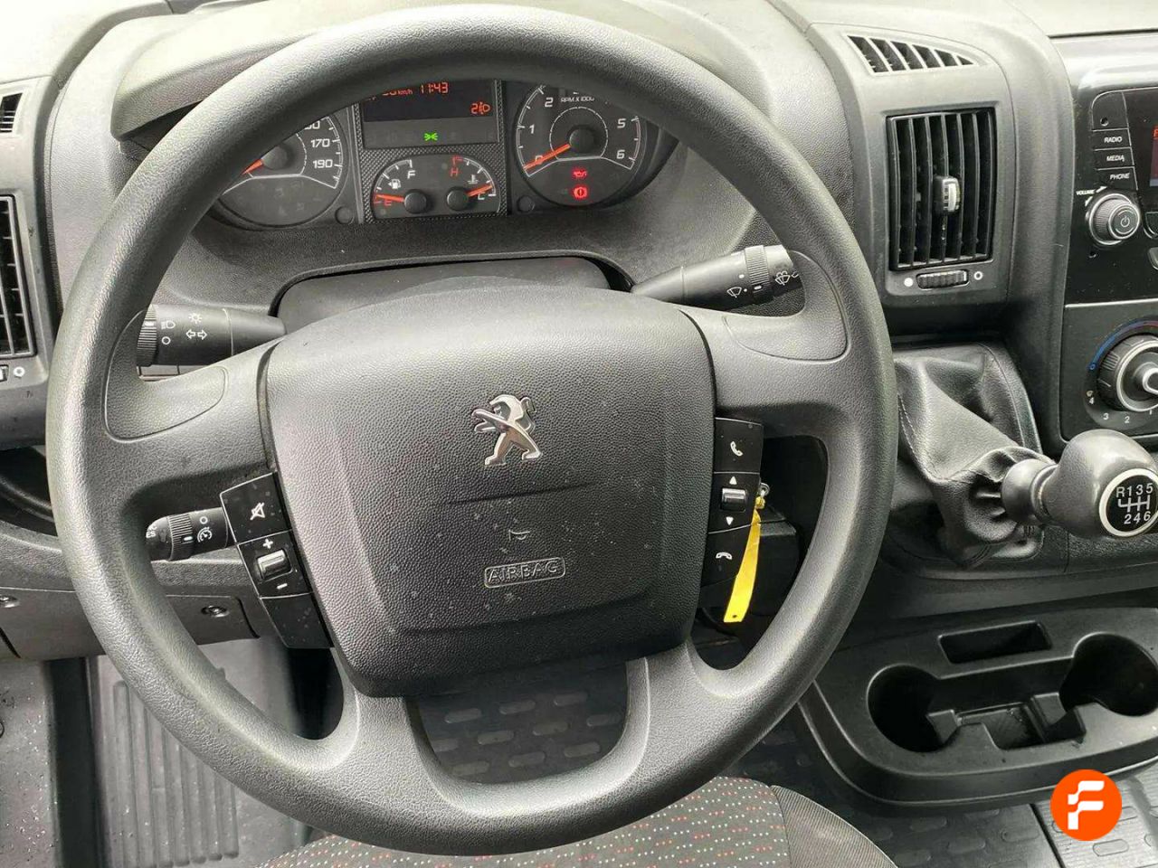 Foto Peugeot Boxer 17