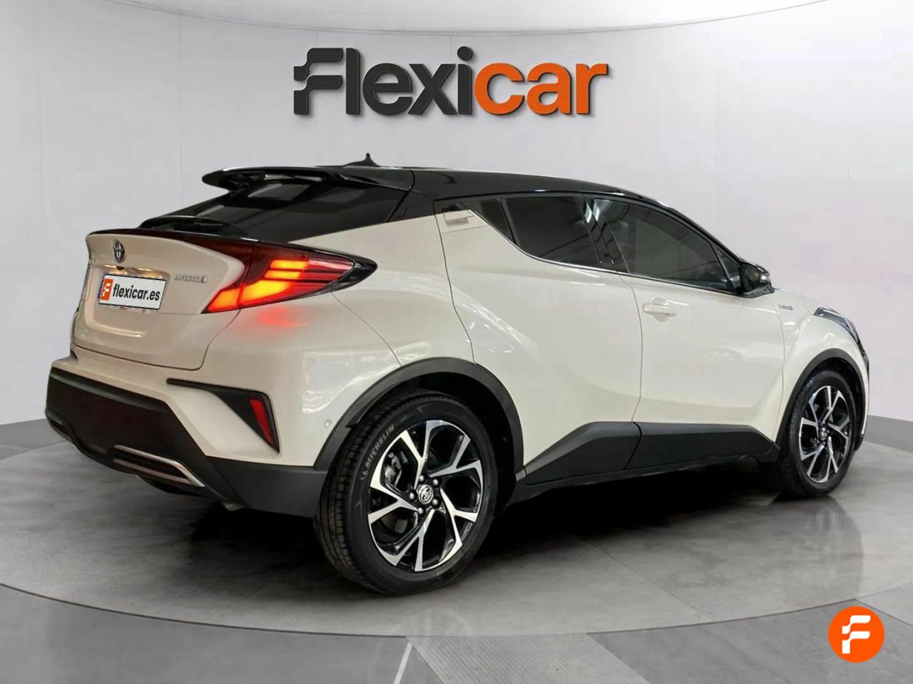 Foto Toyota C-HR 8