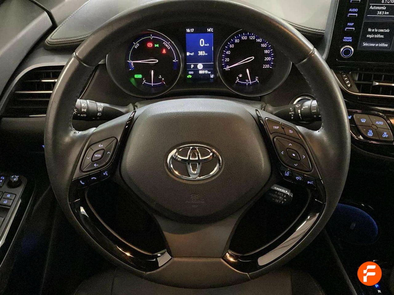 Foto Toyota C-HR 18