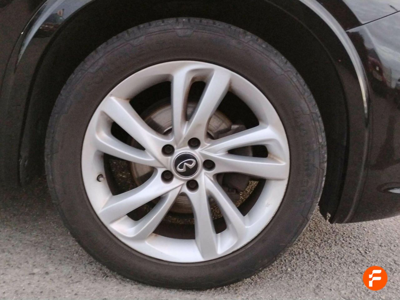 Foto Infiniti Q30 16