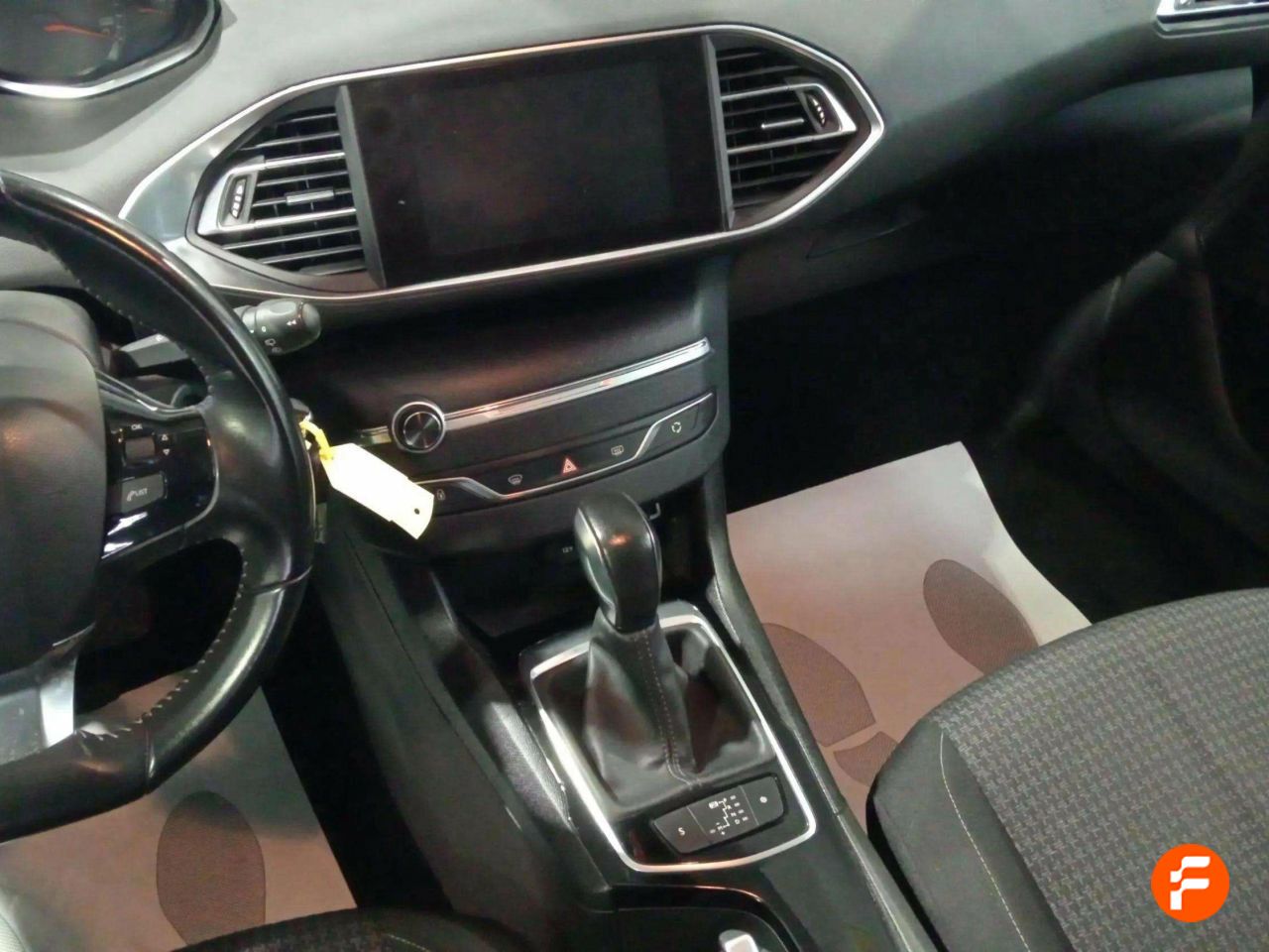 Foto Peugeot 308 11