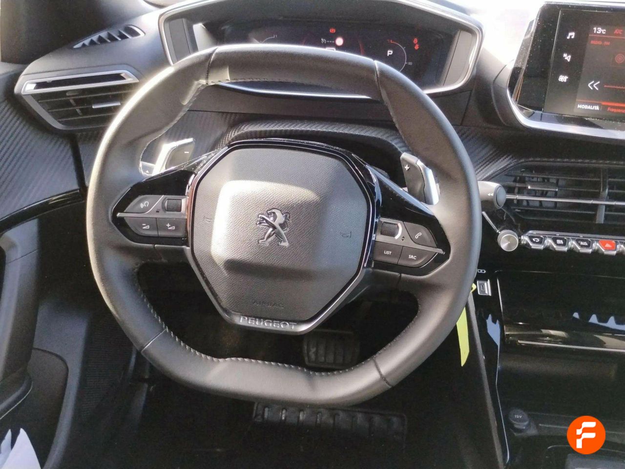 Foto Peugeot 2008 12