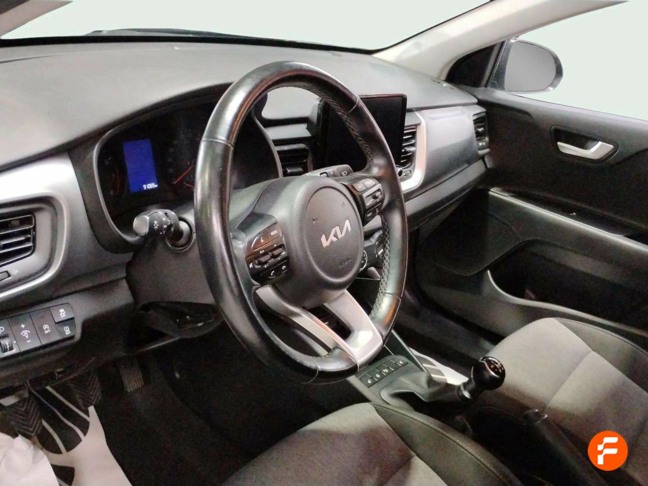 Foto Kia Stonic 11