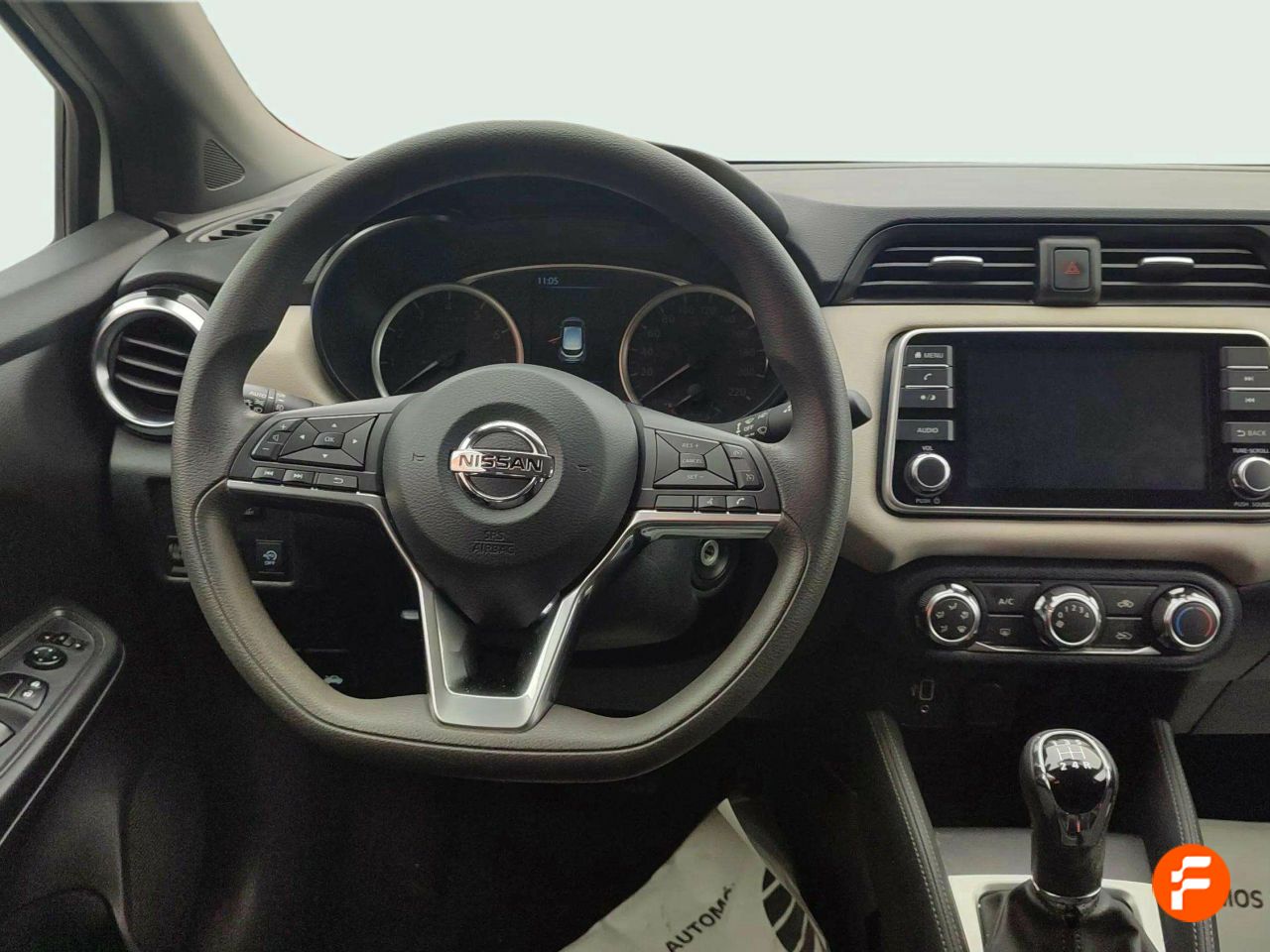 Foto Nissan Micra 11