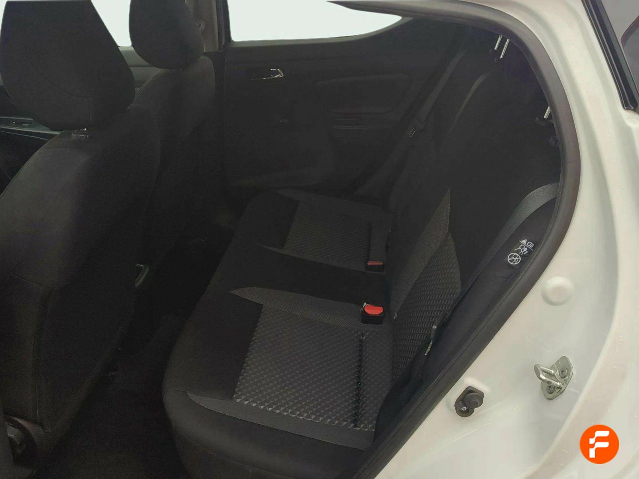 Foto Nissan Micra 15