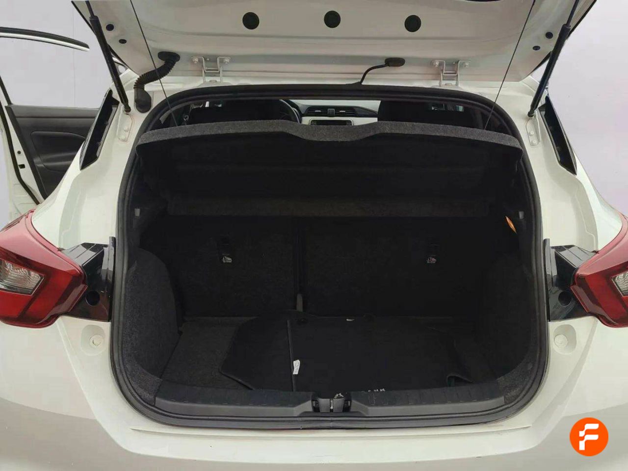 Foto Nissan Micra 17