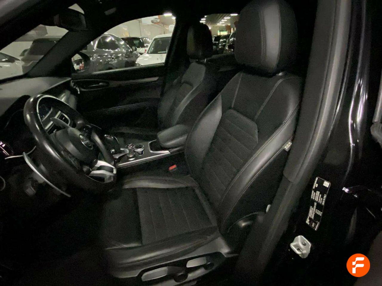 Foto Alfa Romeo Stelvio 18