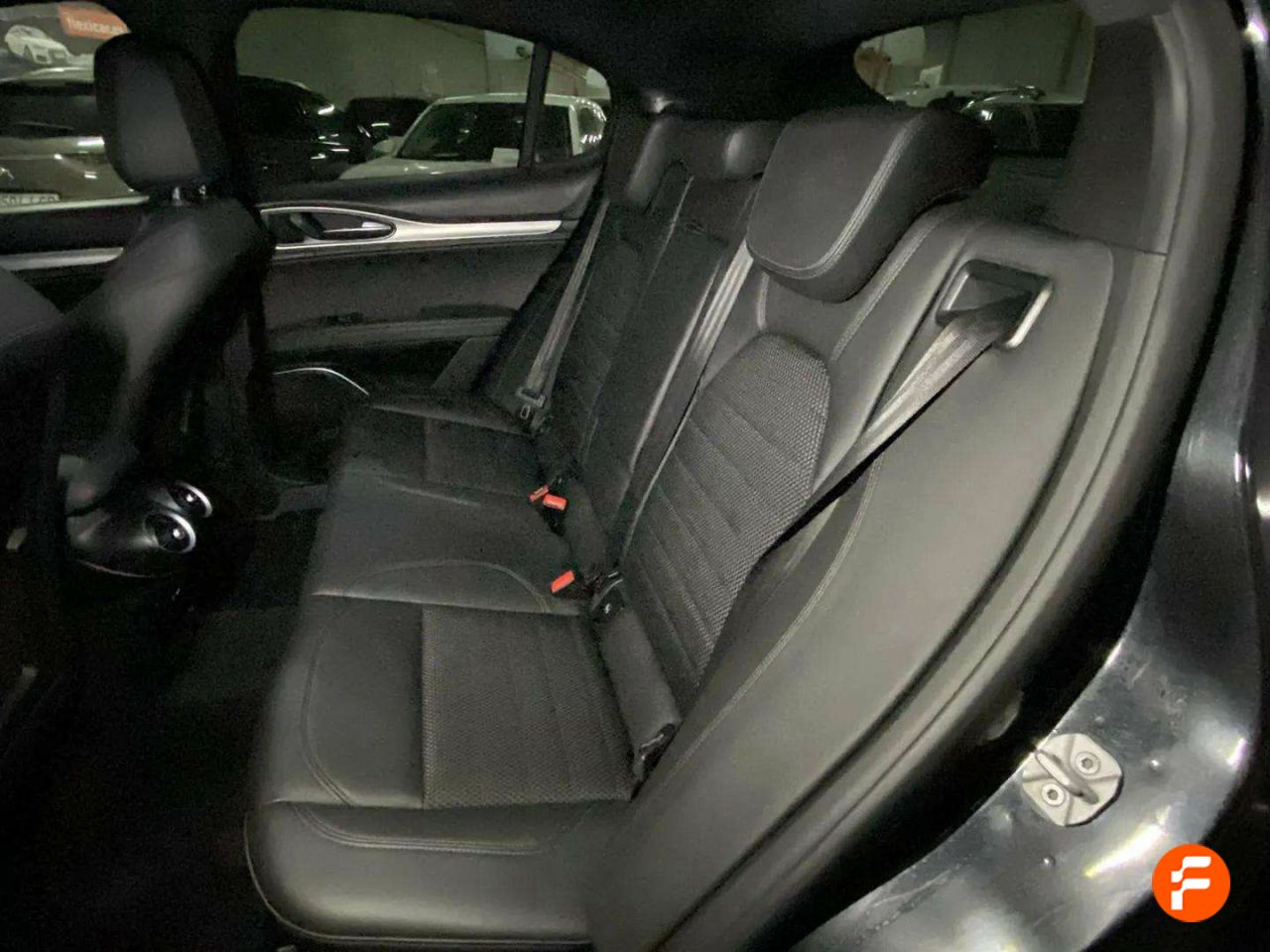 Foto Alfa Romeo Stelvio 20