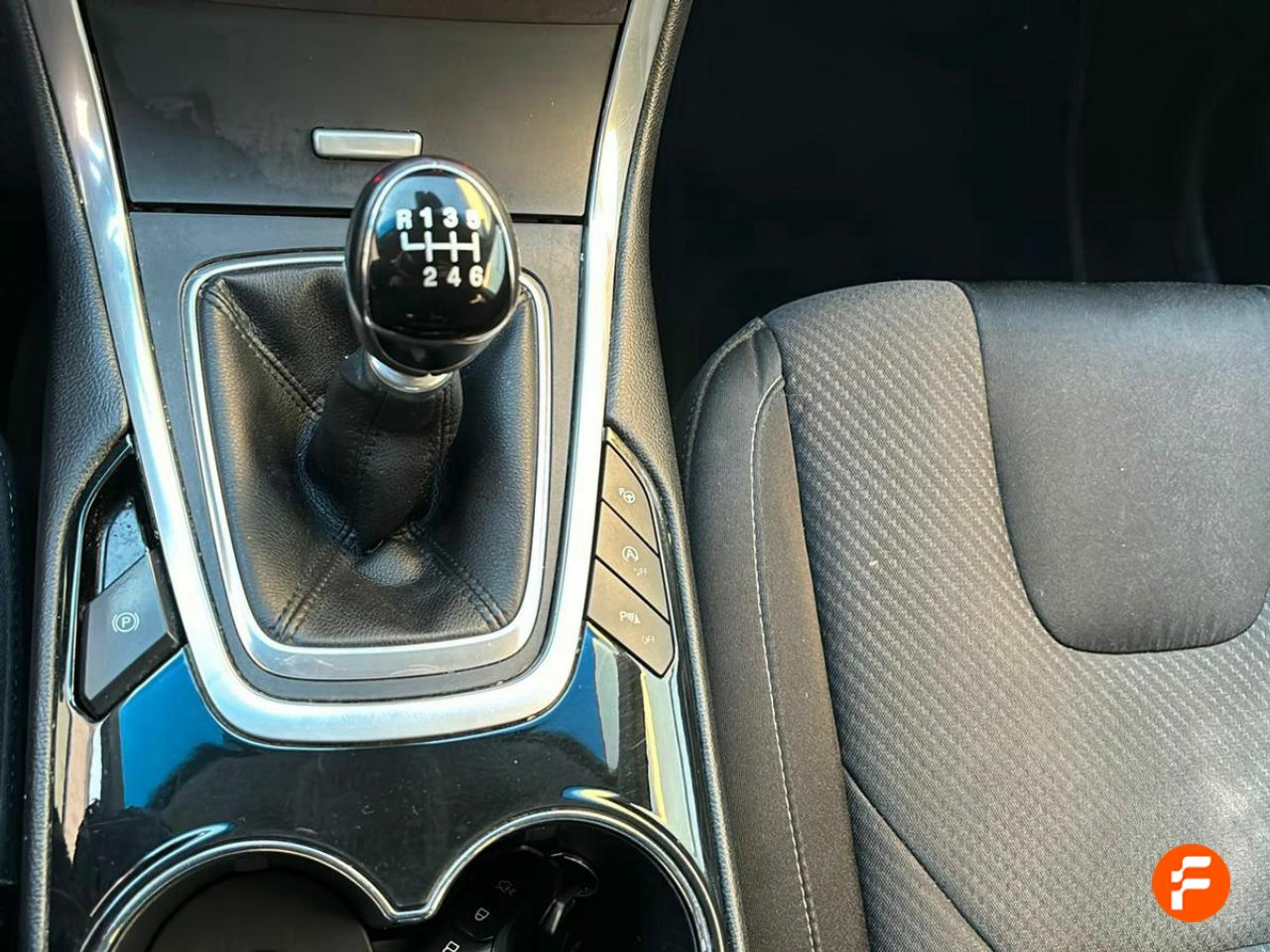 Foto Ford Edge 19