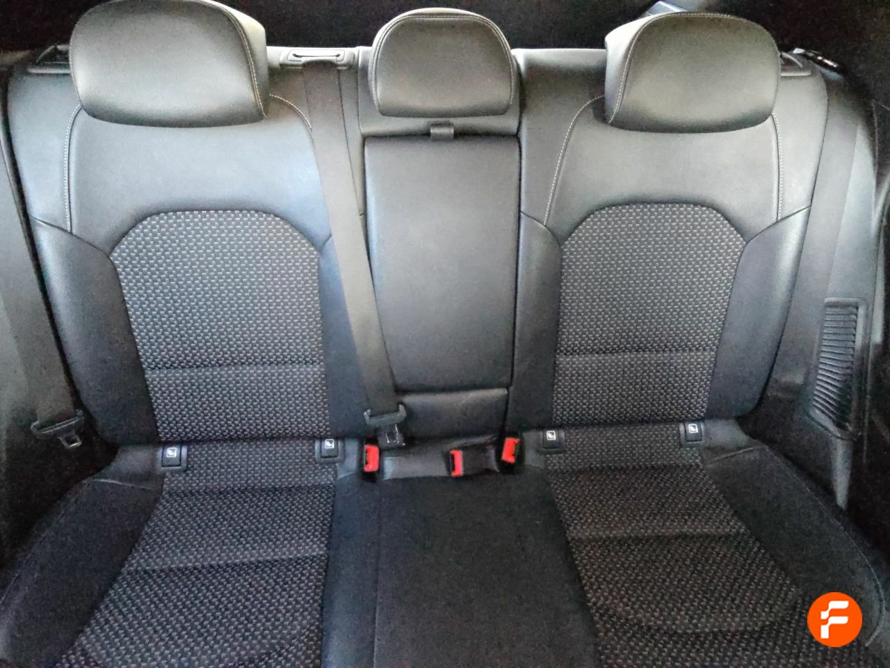 Foto Kia XCeed 21