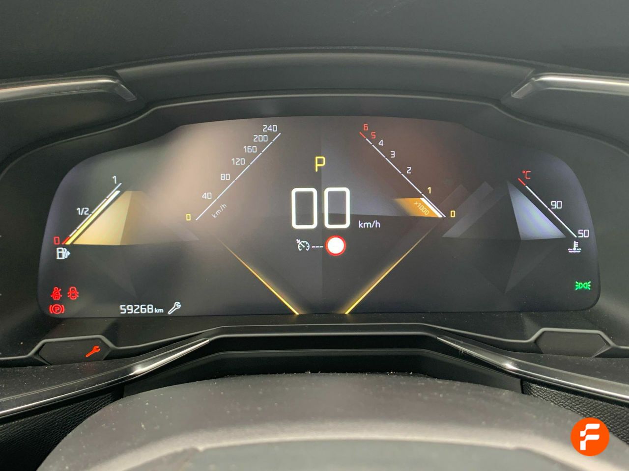 Foto DS Automobiles DS 7 10