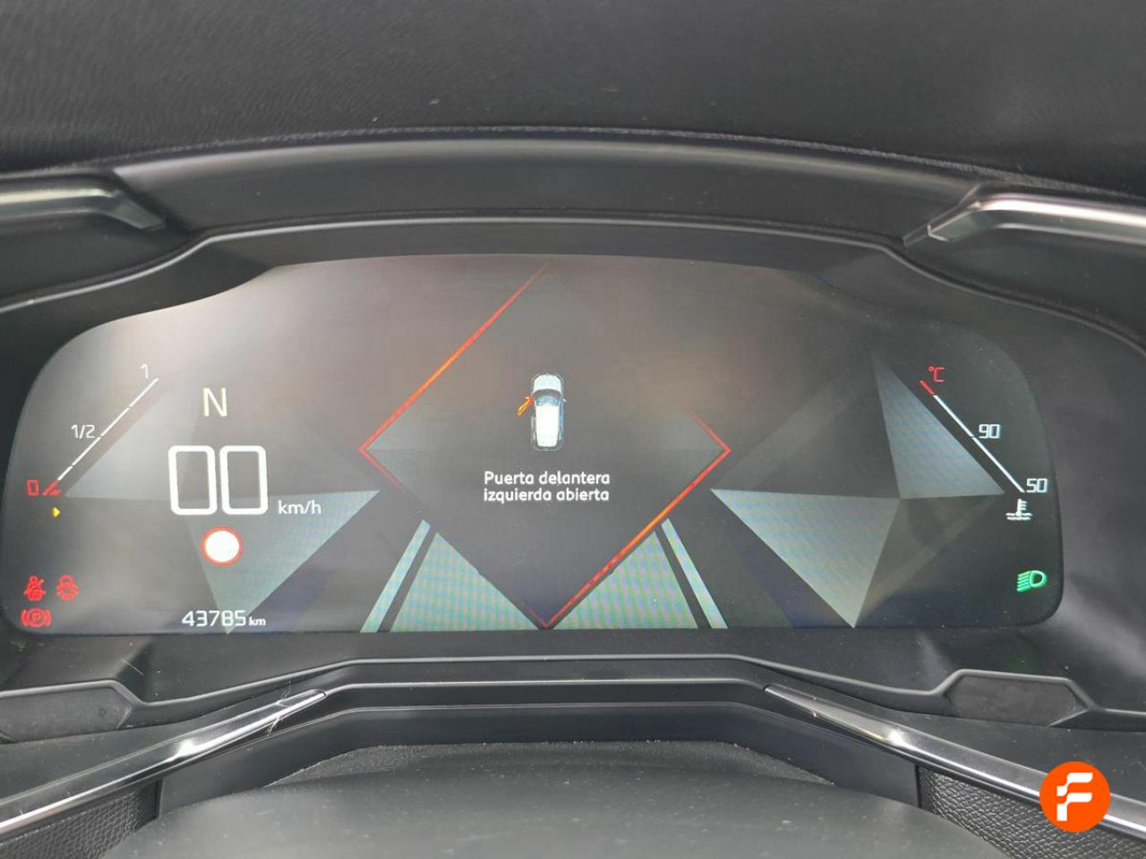 Foto DS Automobiles DS 7 7