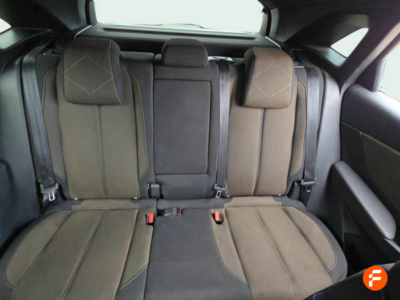 Foto DS Automobiles DS 7 22
