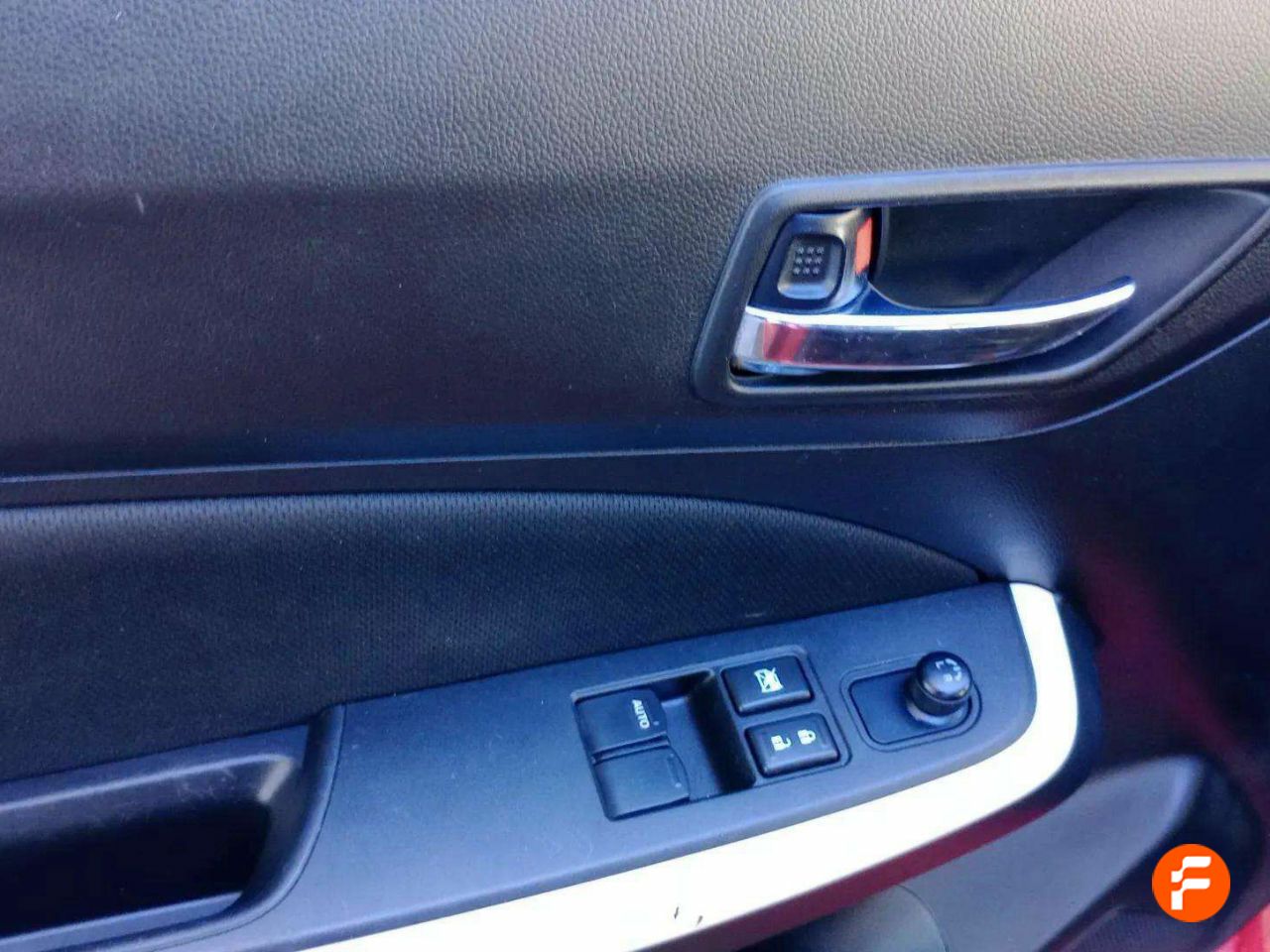 Foto Suzuki Swift 14