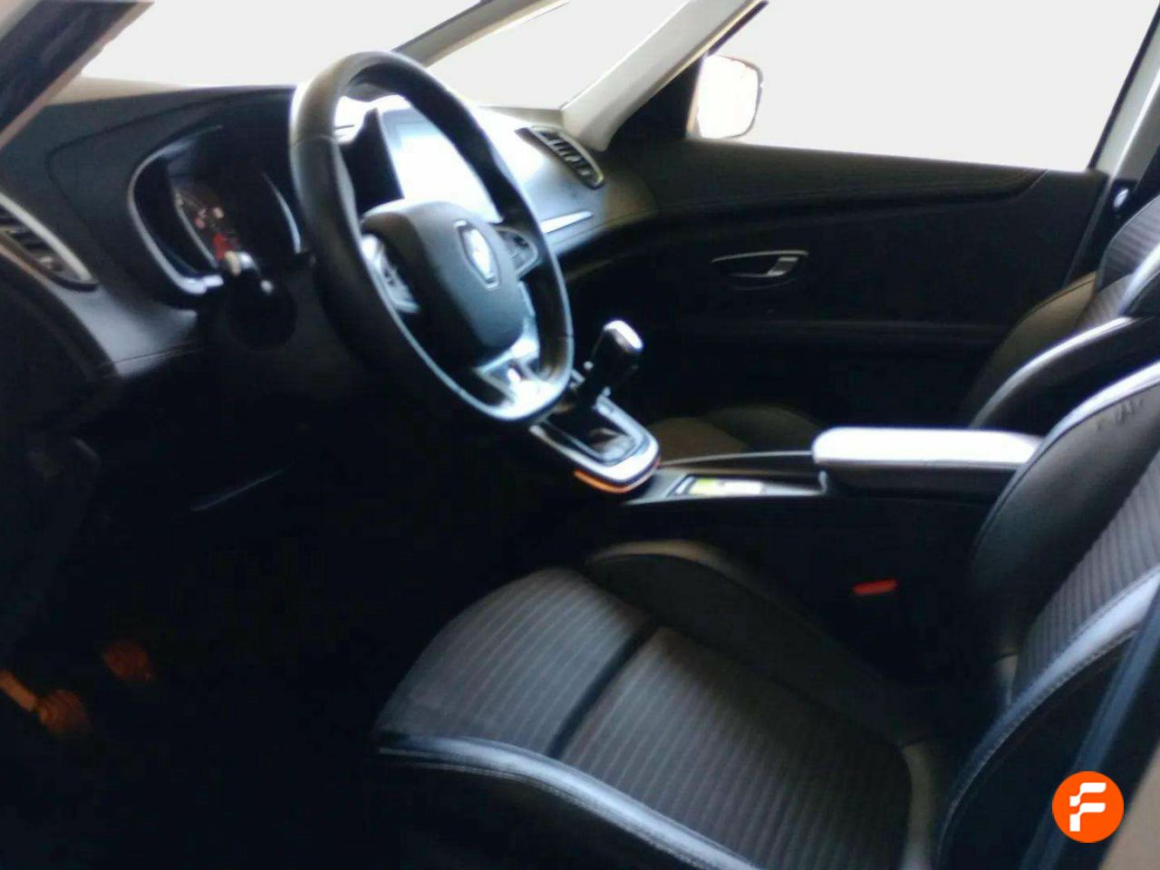 Foto Renault Grand Scénic 12