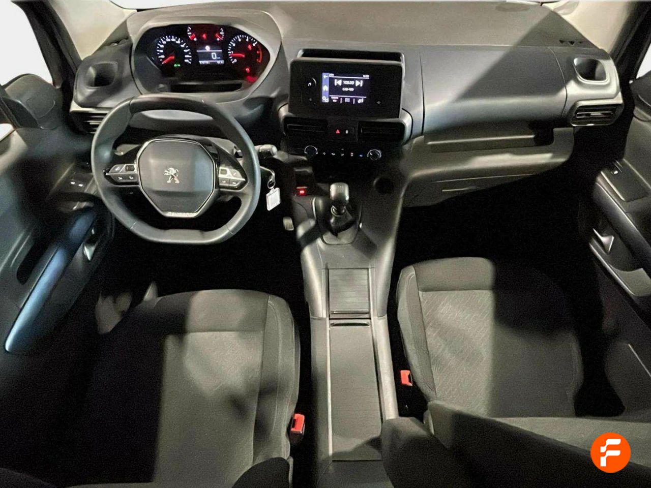 Foto Peugeot Rifter 13