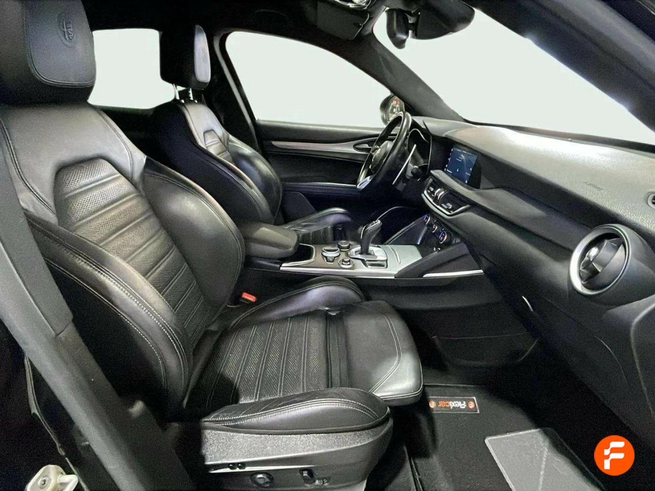 Foto Alfa Romeo Stelvio 15