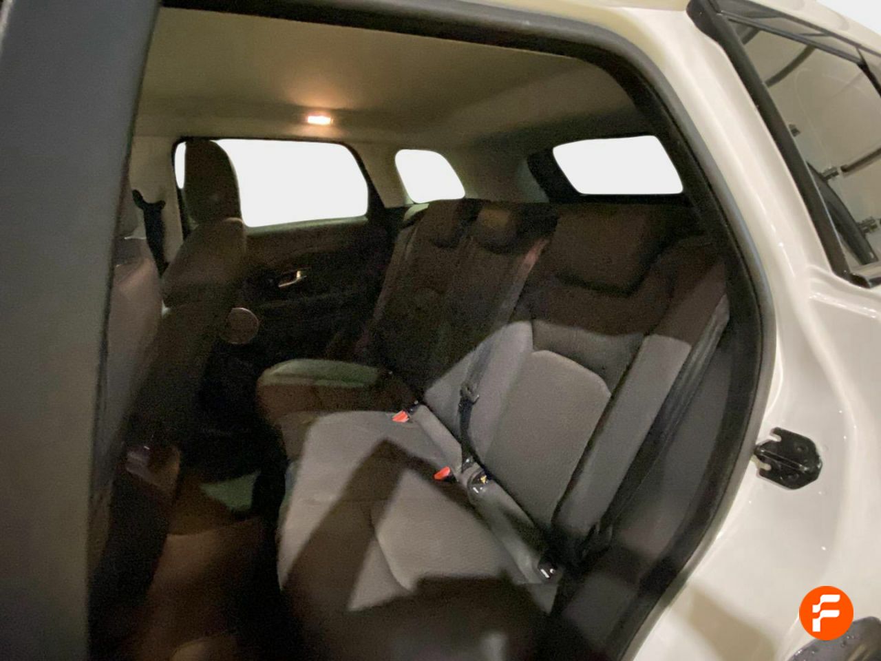 Foto Land-Rover Range Rover Evoque 17