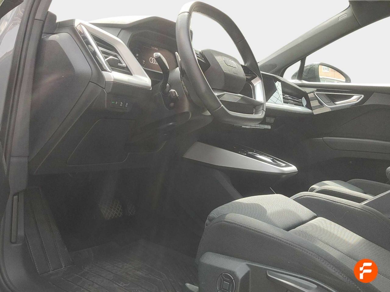 Foto Audi Q4 26