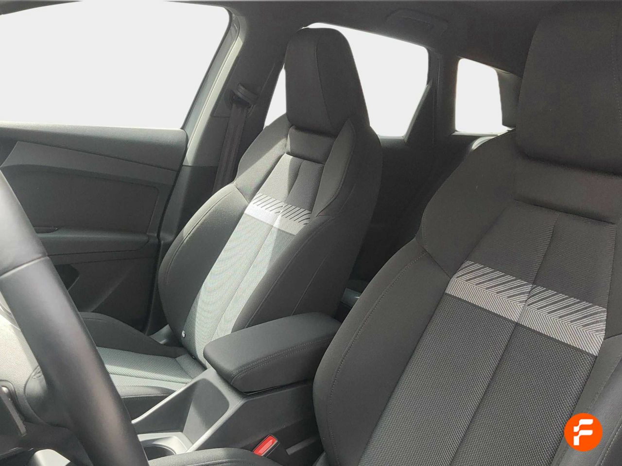 Foto Audi Q4 27