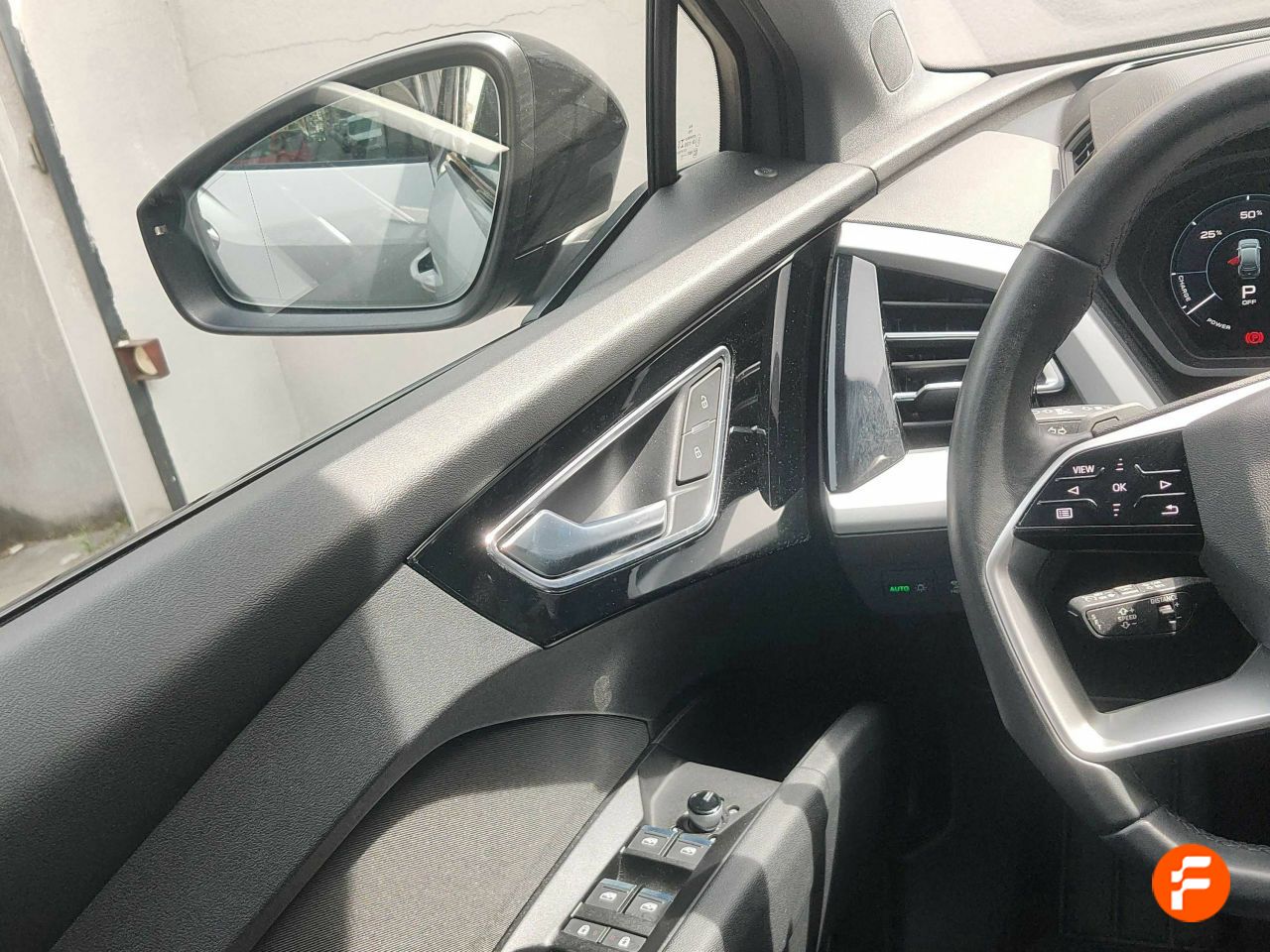 Foto Audi Q4 30