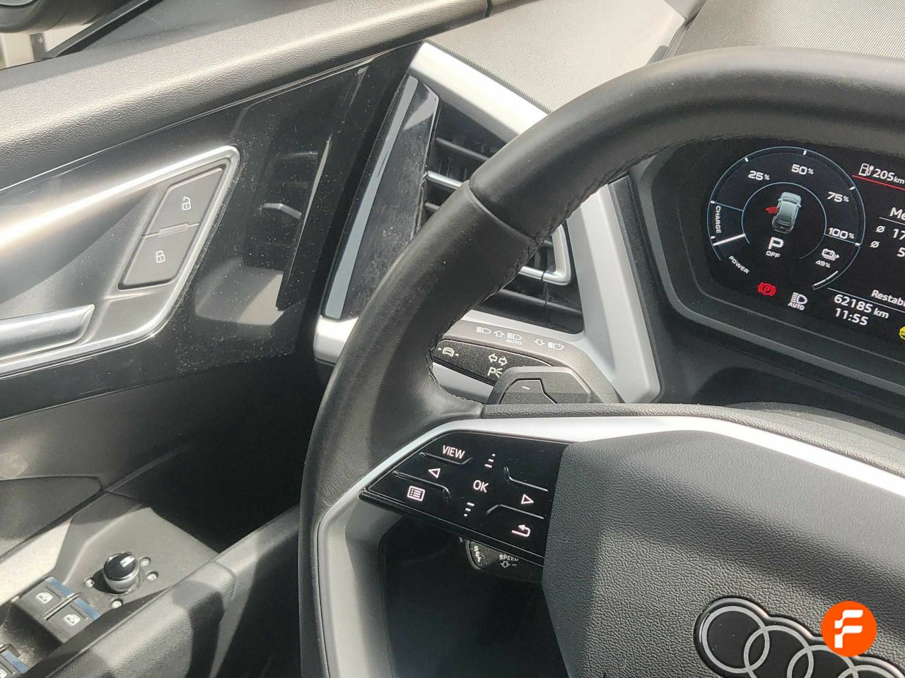 Foto Audi Q4 32