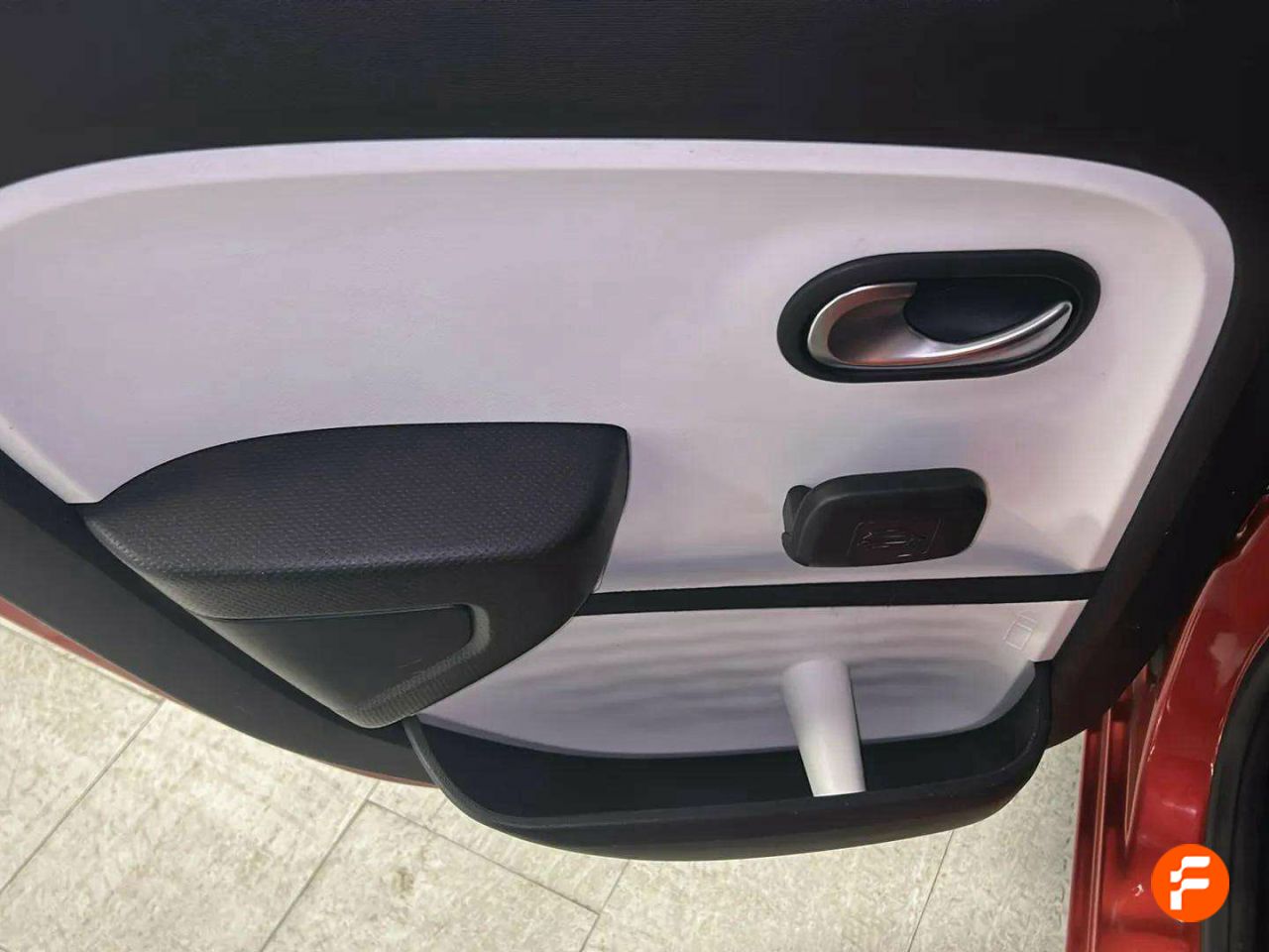 Foto Renault Twingo 18