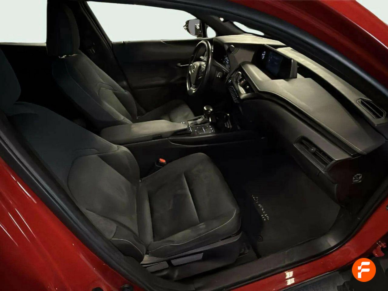 Foto Lexus UX 12