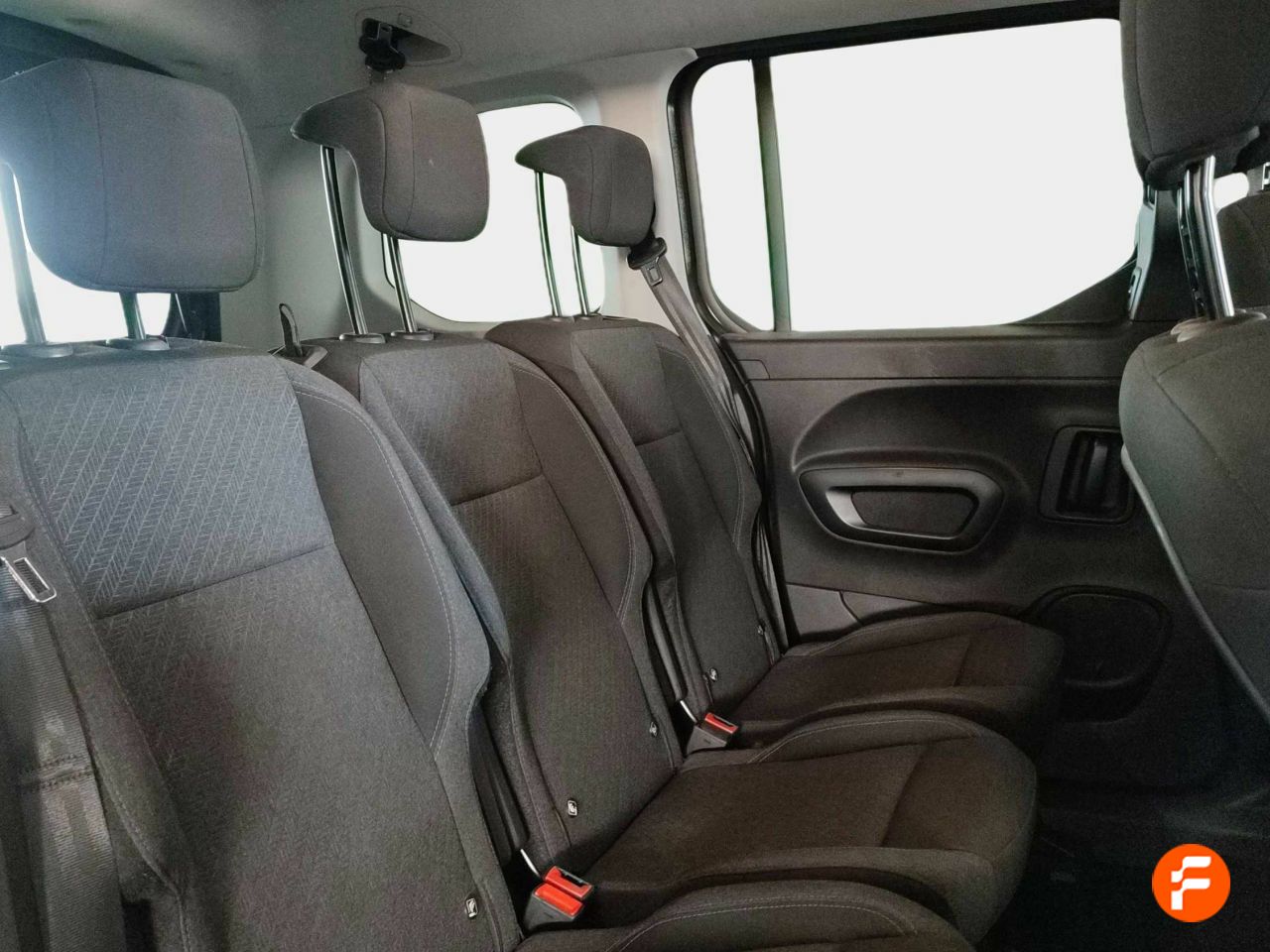 Foto Peugeot Rifter 14