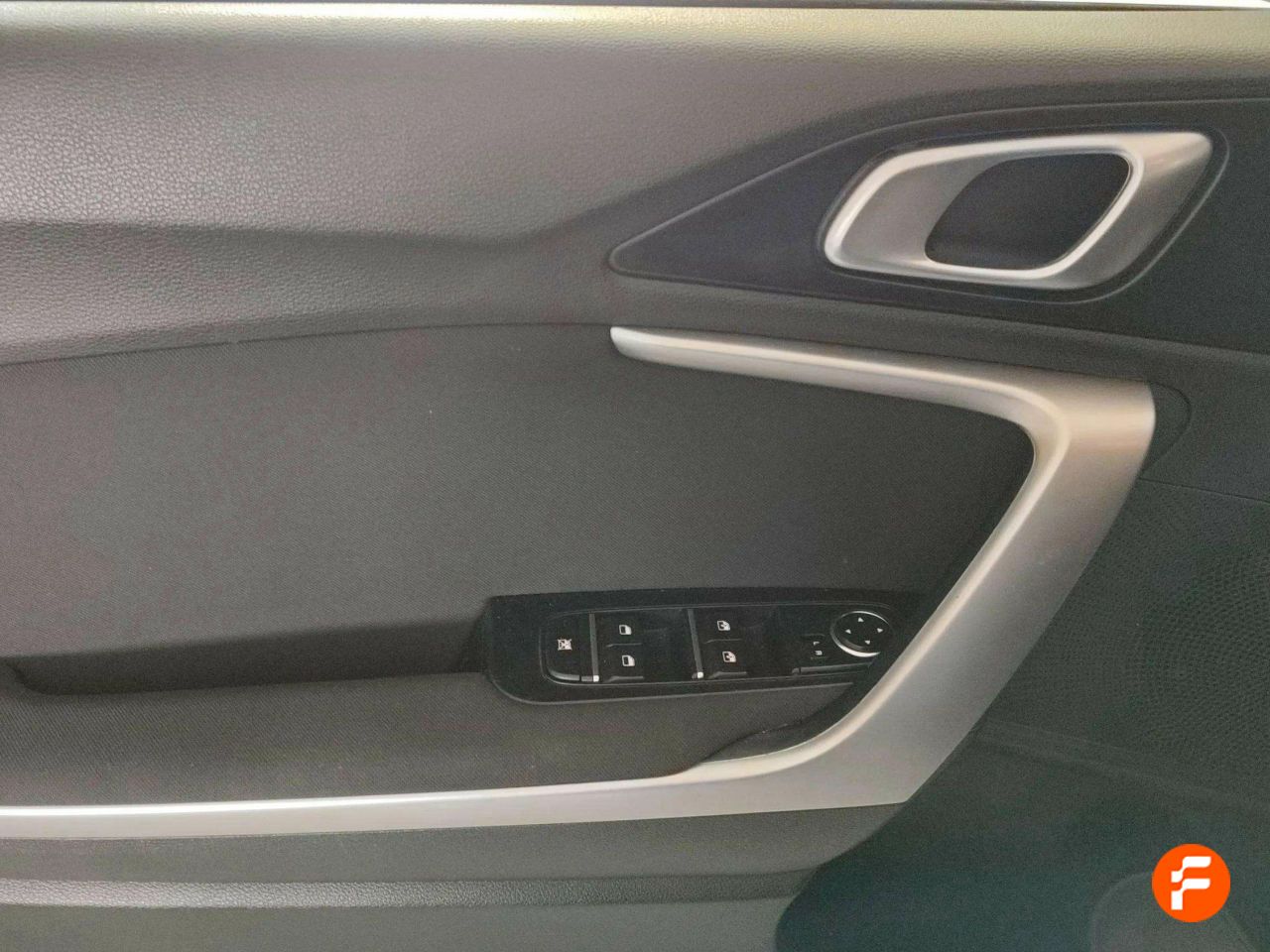 Foto Kia XCeed 7