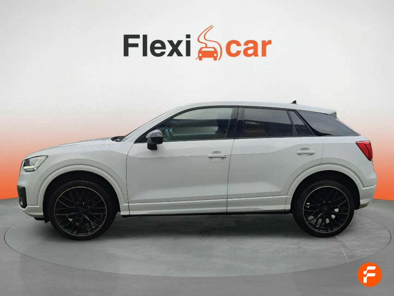 Foto Audi Q2 8