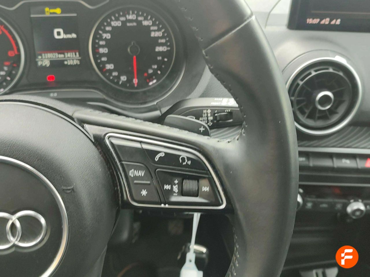Foto Audi Q2 12