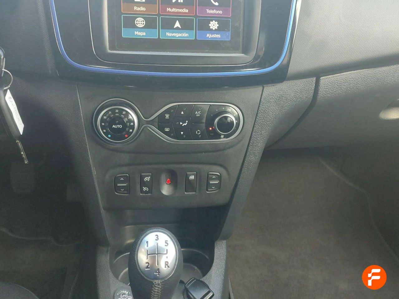 Foto Dacia Sandero 16