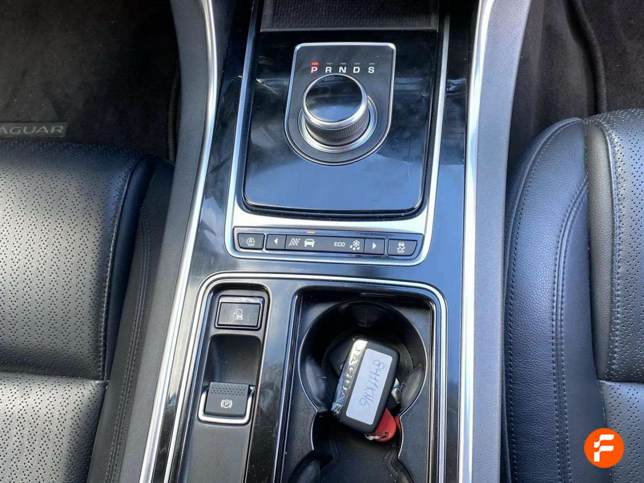 Foto Jaguar XF 17