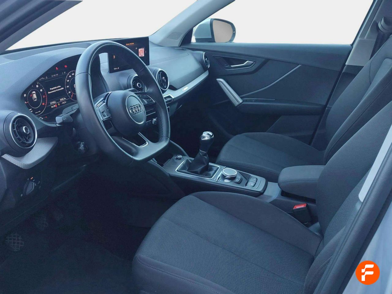 Foto Audi Q2 11