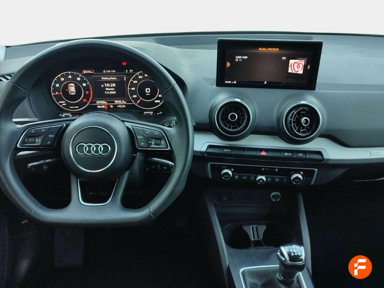 Foto Audi Q2 12