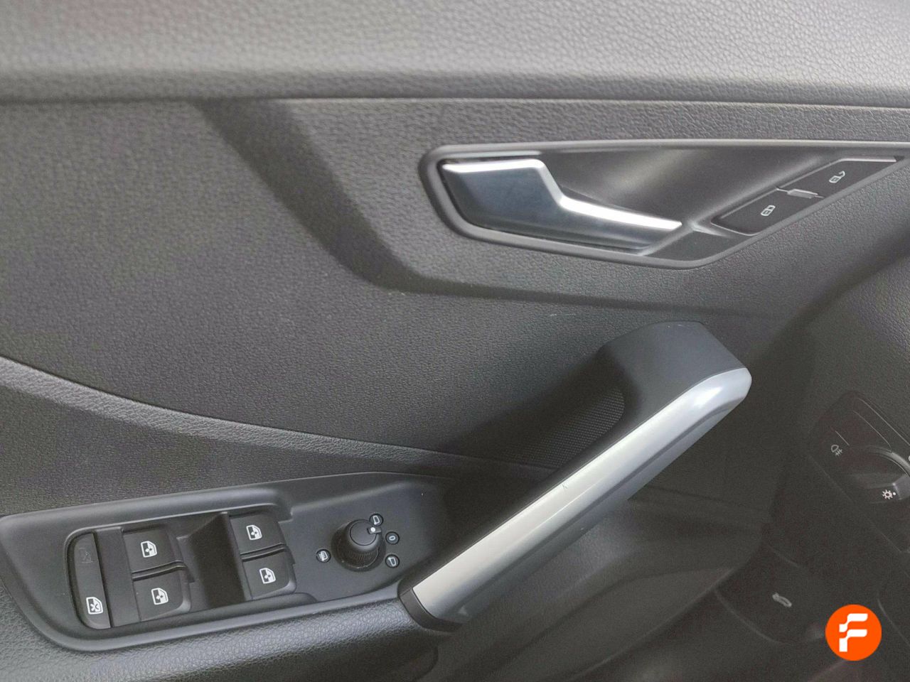 Foto Audi Q2 24