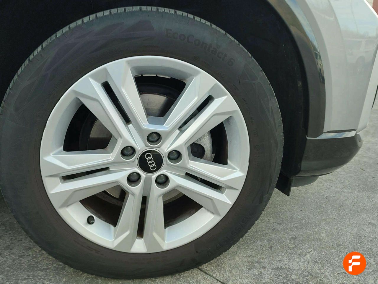 Foto Audi Q2 25