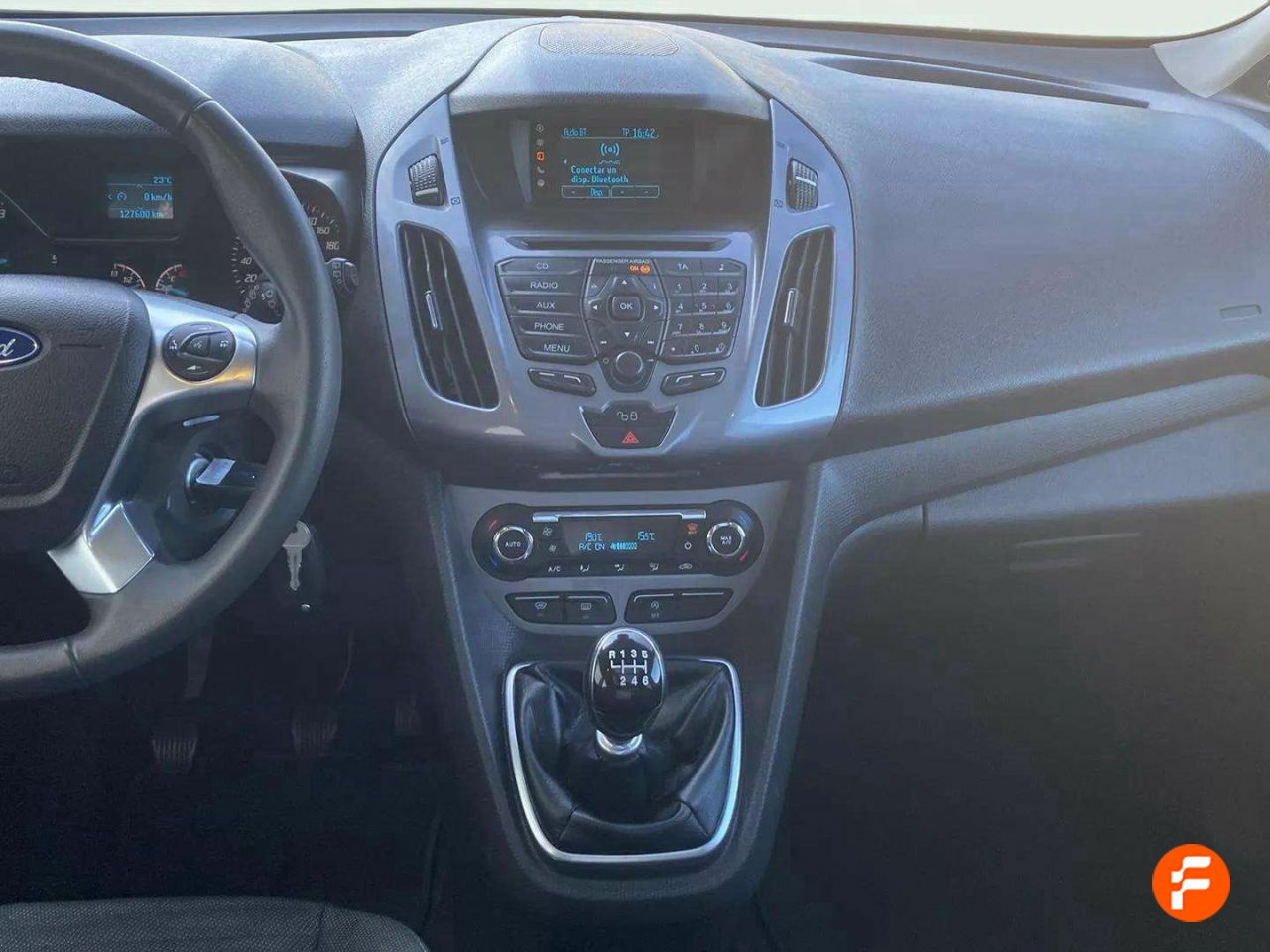 Foto Ford Tourneo Connect 11