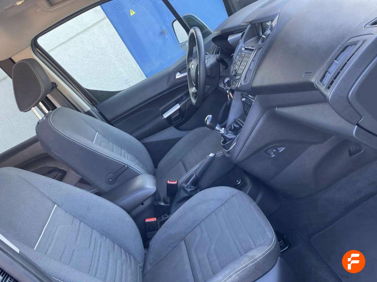 Foto Ford Tourneo Connect 18