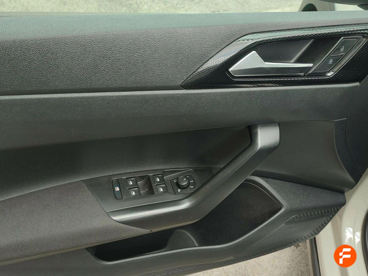 Foto Volkswagen Taigo 24