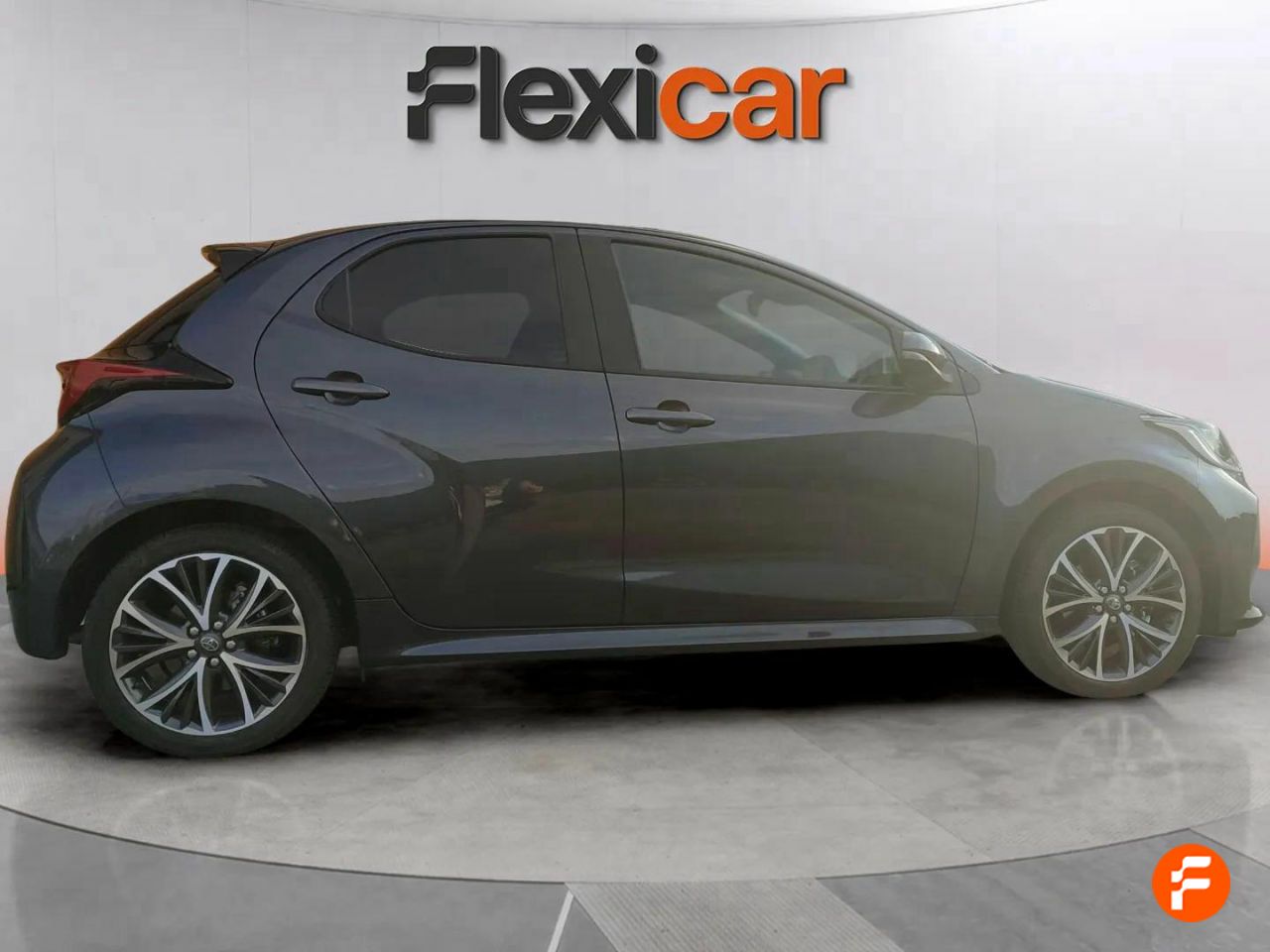 Foto Toyota Yaris 9