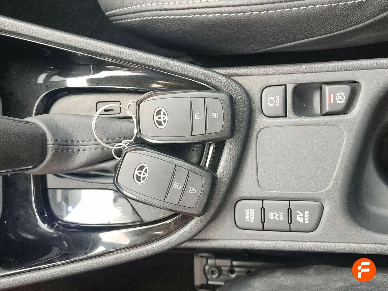 Foto Toyota Yaris 24