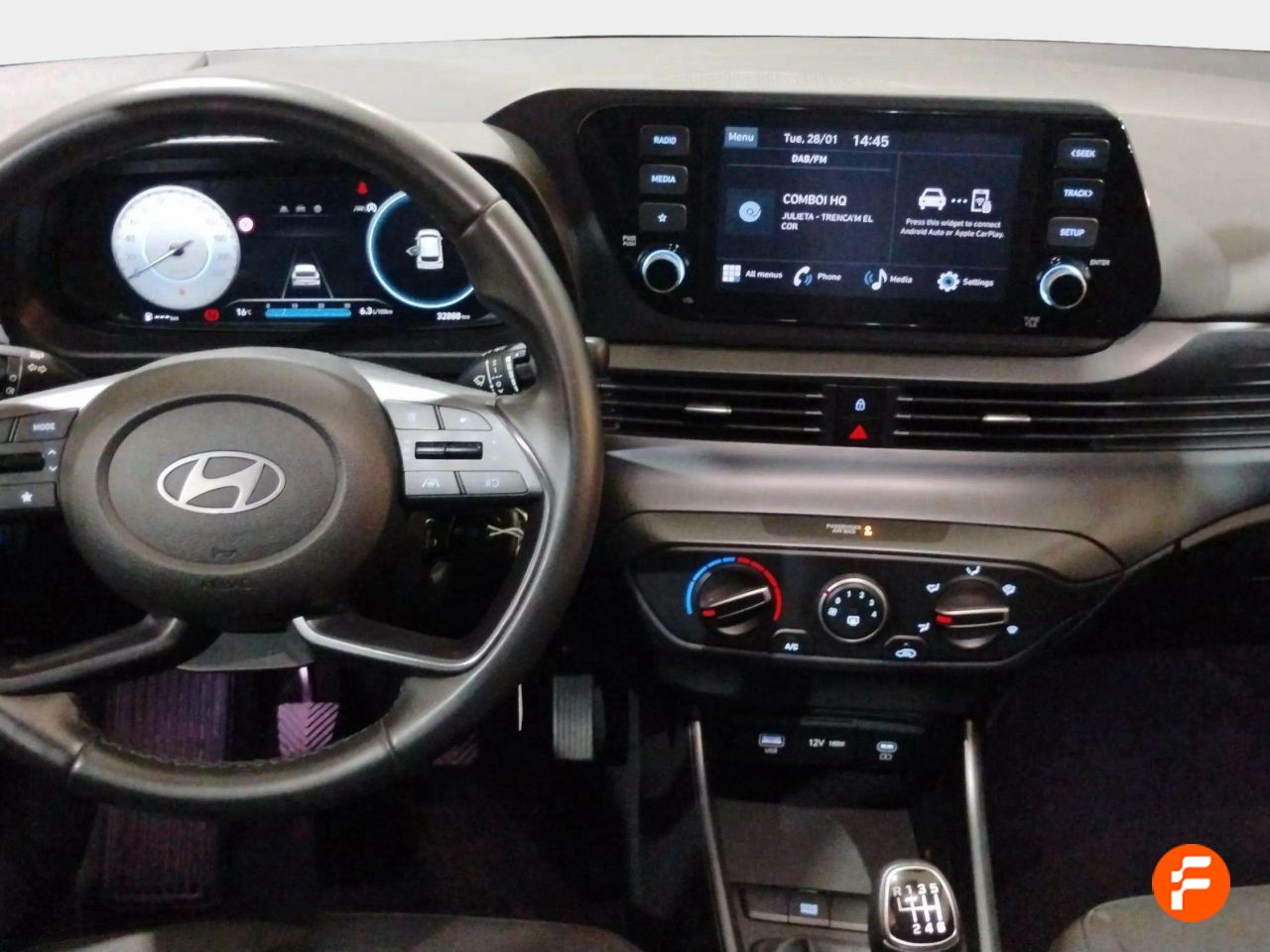 Foto Hyundai i20 4