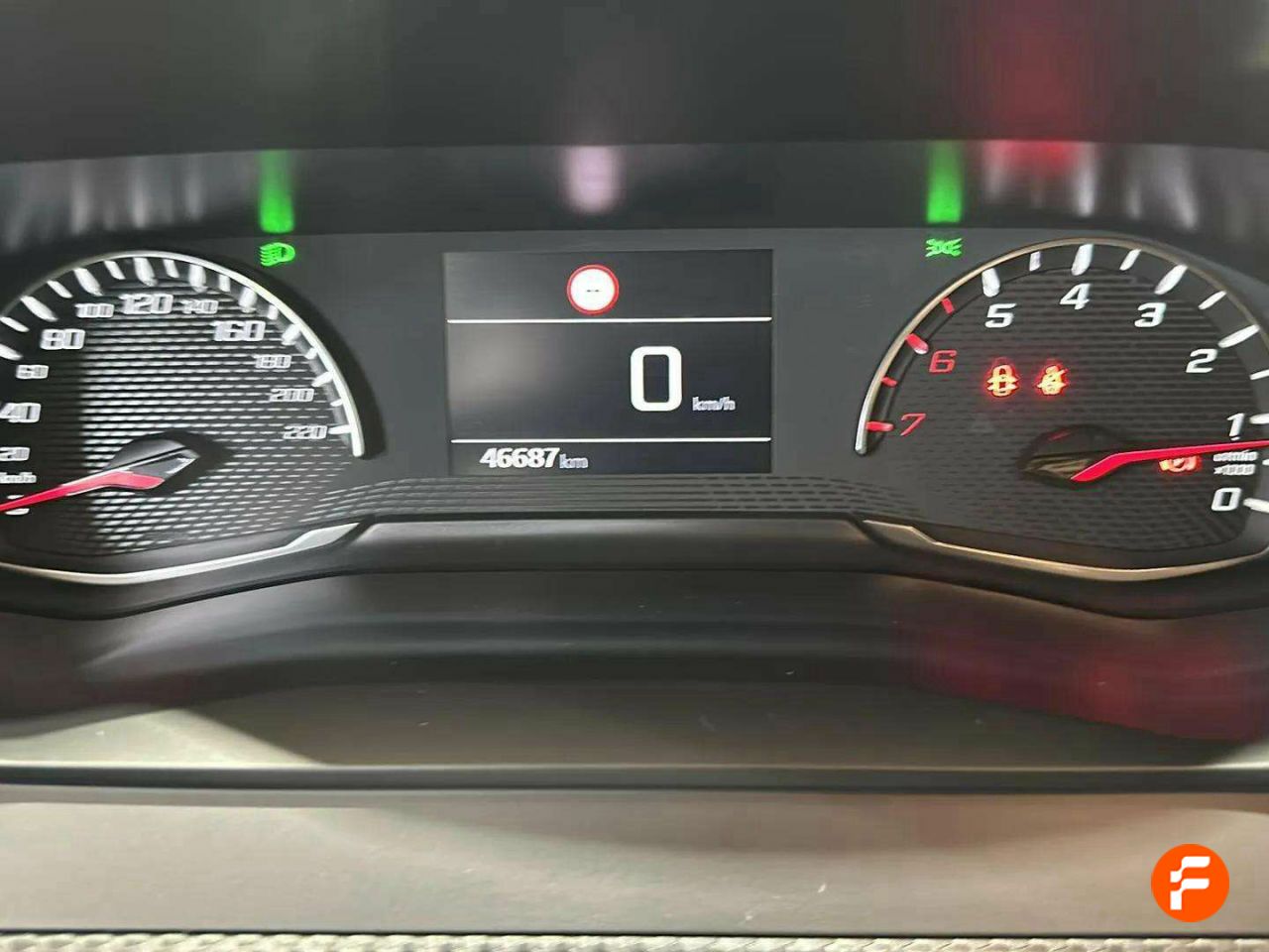 Foto Peugeot 208 13