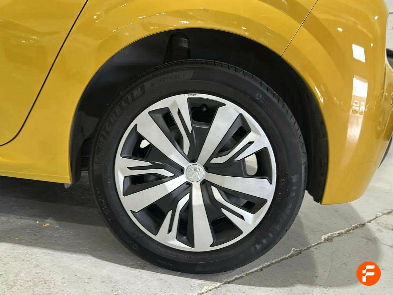 Foto Peugeot 208 17